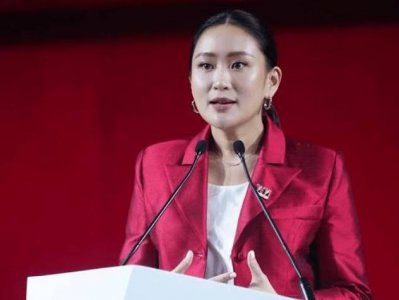 ​泰国新内阁宣誓就职，佩通坦担任总理