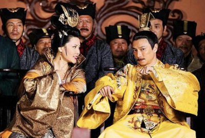 公元626年,李世民在玄武门之变中射死了兄长李建成...