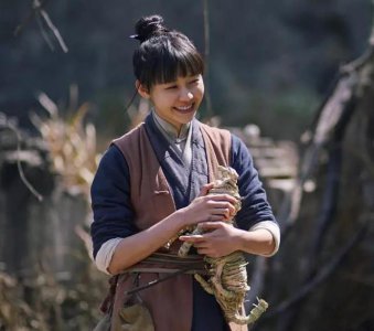 《怒晴湘西》里的花灵:被称“上戏最美校花