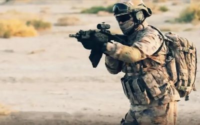 注意,这不是美军,这是解放军 中国单兵装备