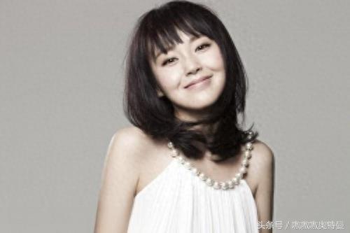 《鸡毛飞上天》邱岩扮演者是温太医外甥女，与叶祖新爆出新恋情