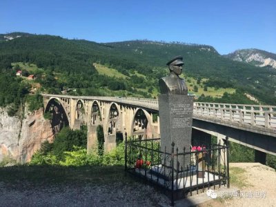 ​经典电影南斯拉夫《桥》的故事