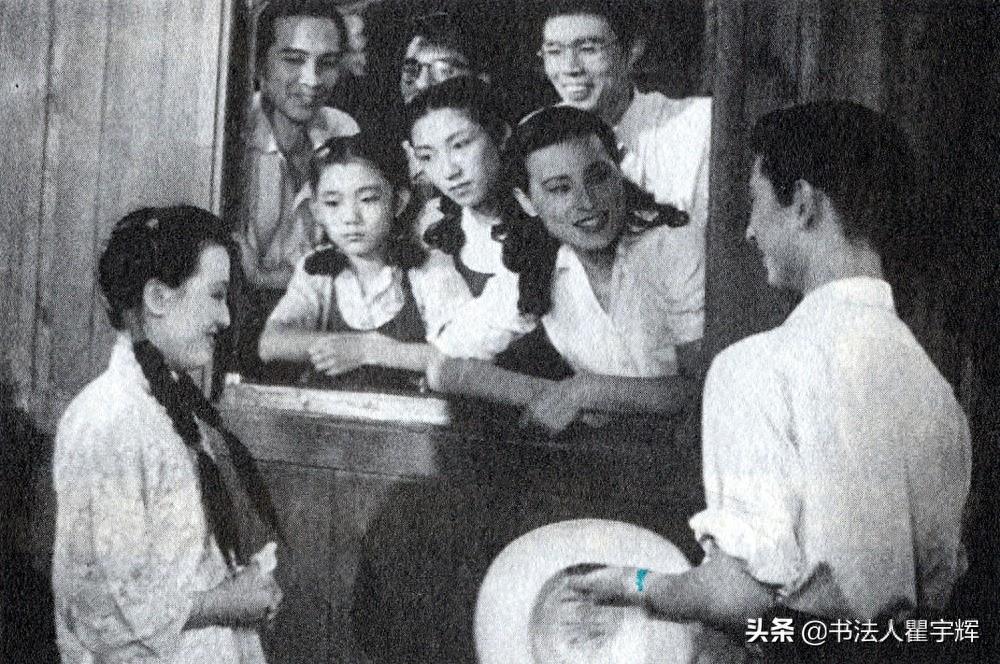 周璇，16张剧照，传奇女星，曾出演43部电影，演唱200余首歌曲