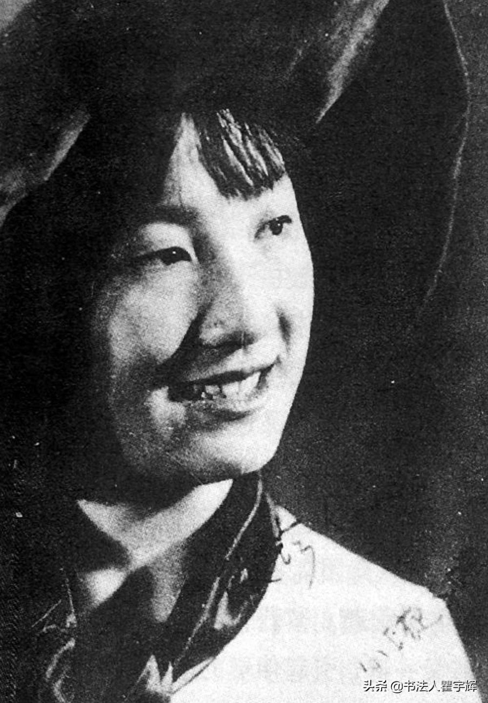 周璇，16张剧照，传奇女星，曾出演43部电影，演唱200余首歌曲