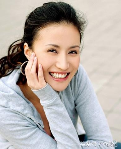 《绝密543》中陈维涵饰杨硕、张译木饰孙牧兰、万美汐饰武藤杏子