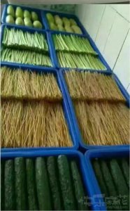 今日段子:老龙恼怒闹老农,老农恼怒闹老龙