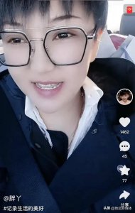 赵本山徒弟胖丫近况曝光,因卖假药入狱3年,如今身形大变认不出