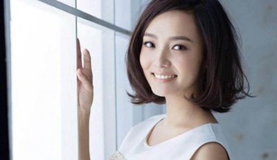 长相撞脸王珞丹,15岁出道,赵宝刚一直捧不火,后因赵丽颖走红