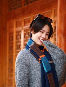 ​《无心法师》岳绮罗近照，气质独特，有灵气