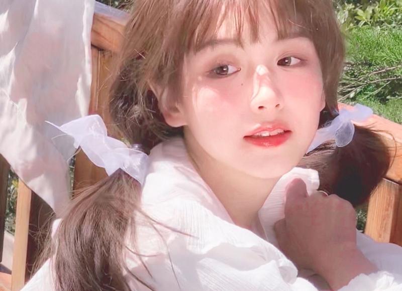 女生说她和男朋友分手了有什么潜台词吗？