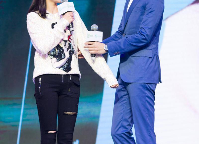 夫妻之间无话可说，可以试试这6个话题，让感情快速升温！