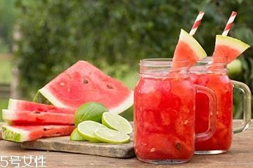 西瓜和西瓜汁的区别 西瓜汁有营养吗？