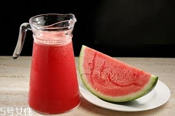 西瓜和西瓜汁的区别 西瓜汁有营养吗？