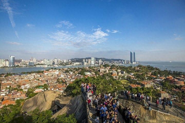 日光岩——鼓浪屿的最高点，可俯瞰鼓浪屿全景，门票60元