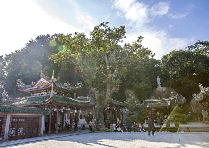 日光岩——鼓浪屿的最高点，可俯瞰鼓浪屿全景，门票60元