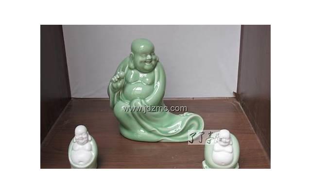 离婚时离婚房子可不可以落两个孩子名下