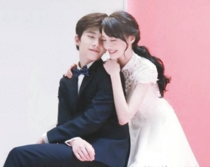 杨洋郑爽两人的“婚纱照”好漂亮，依偎在一起，虐死单身狗