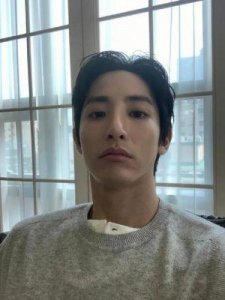 ​男神收割机南韩第一小三李洙赫的理想型？她最终选择了爹系导演男友