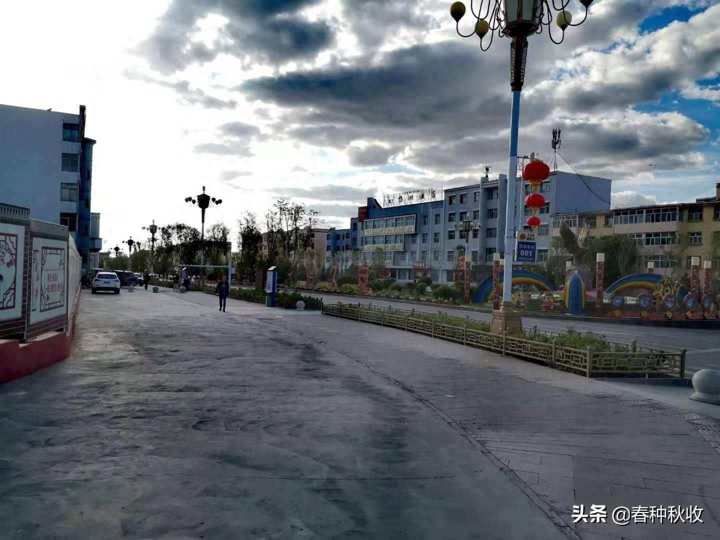 巴里坤是一个将历史与自然融合到极致的哈萨克族自治县