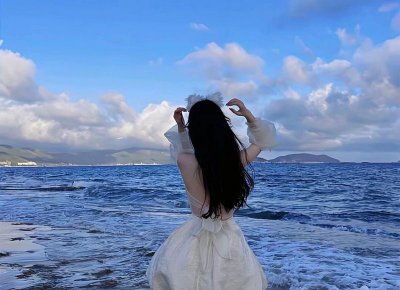 放手吧,她不爱你!四川一男子接女朋友迟到,被要求“滚水坑”