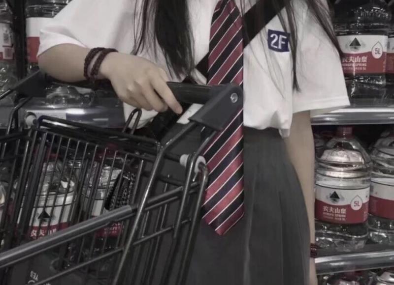 白底黑字纯文字伤感(精选36句) 白底黑字纯文字伤感(精选36句)