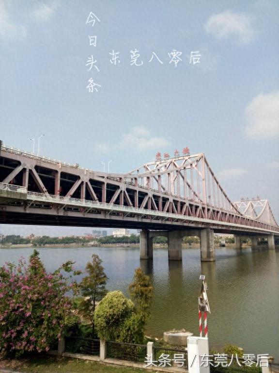 东莞东江大桥，这是中国第一座双层公路桥，雄伟，壮观，够霸气！