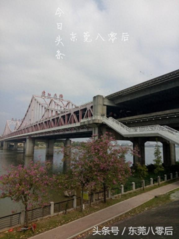 东莞东江大桥，这是中国第一座双层公路桥，雄伟，壮观，够霸气！