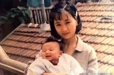 ​《红楼梦》香菱近况罕曝光！剧组生情裸婚34年，如今女儿比妈还美