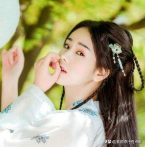 ​修仙女配文：穿书重生成炮灰女配，逆天改命只想搞事业，熬夜想看