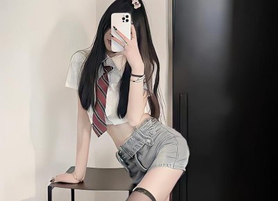 女生太优秀感觉配不上,不敢开囗怎么办?