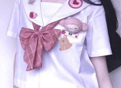 ​追求女生，除了经常联系以外，还需要哪些技巧？