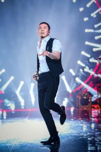 ​《歌手》ANU踢馆成功 酷狗网友预言：这个组合要火