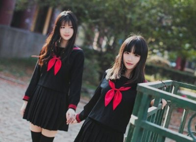 女孩不粘人和粘人哪个好,还是不粘人的女生好