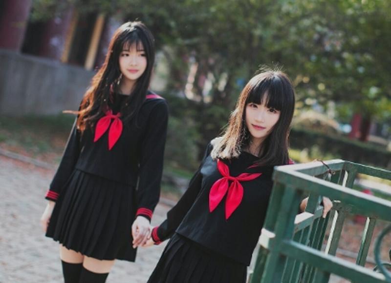 女孩不粘人和粘人哪个好，还是不粘人的女生好