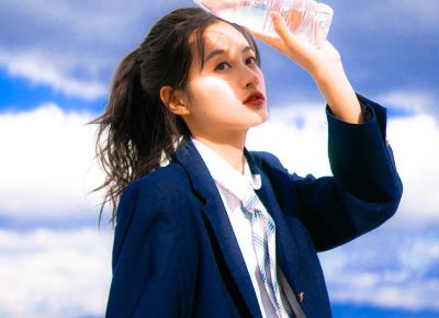 女生暧昧但是不进一步 女生只嗳味不聊别的要小心