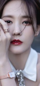 ​明星照片高清图片（明星高清原图壁纸）