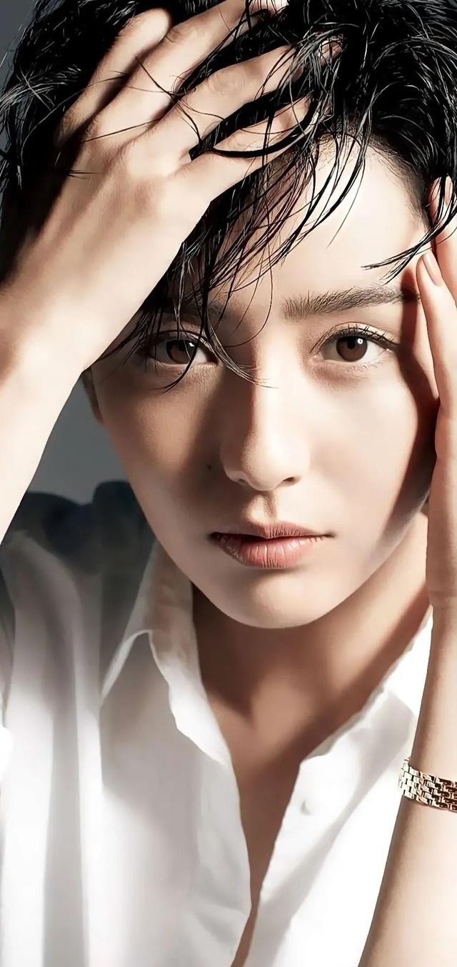 明星照片高清图片(明星高清原图壁纸)