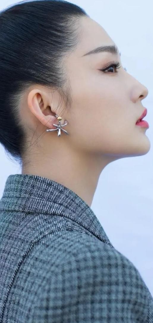 明星照片高清图片(明星高清原图壁纸)