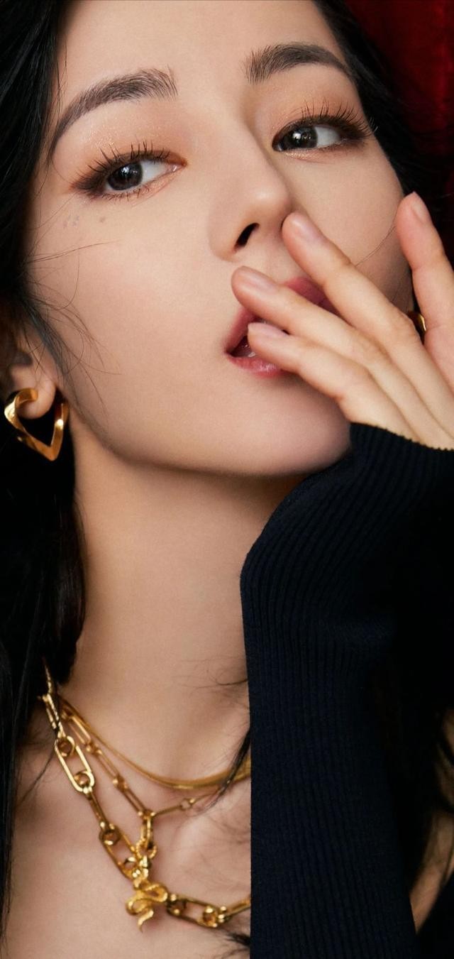 明星照片高清图片(明星高清原图壁纸)