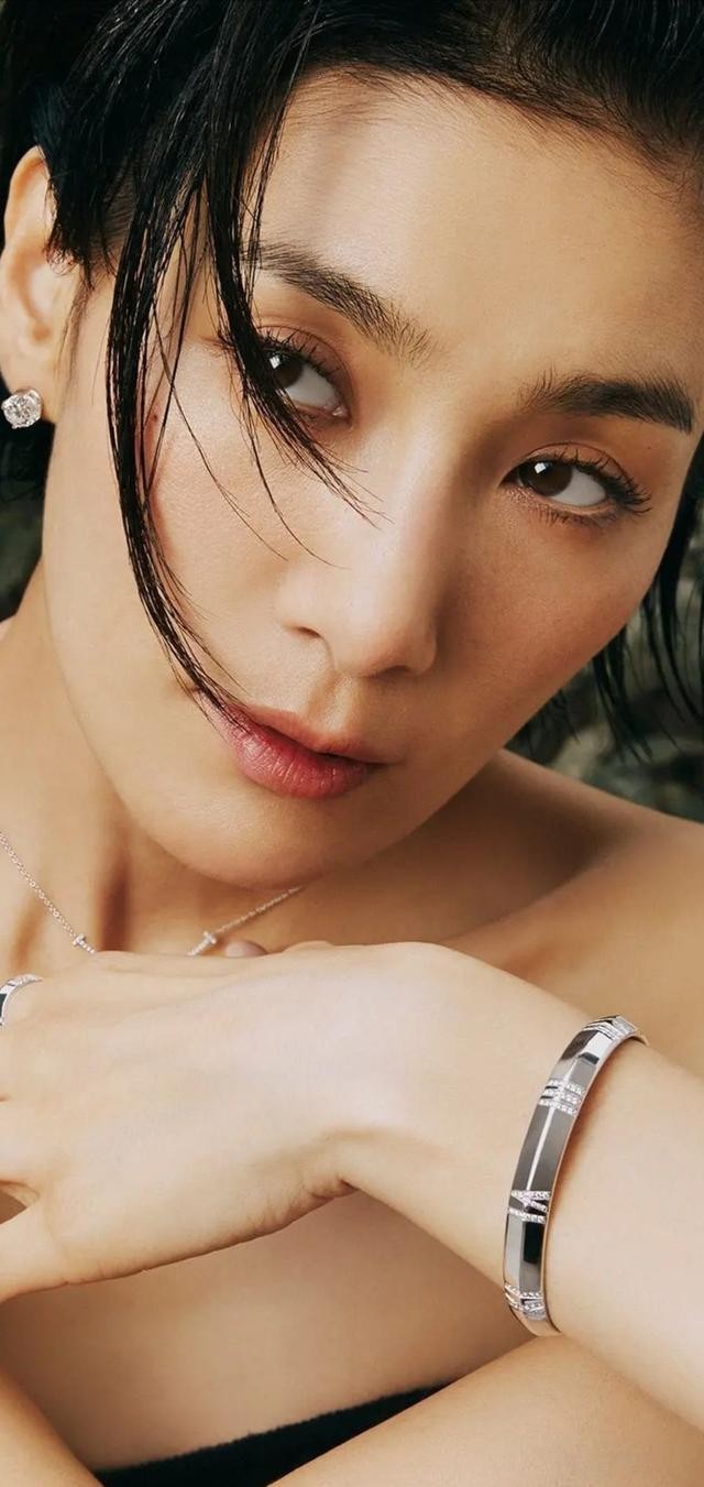 明星照片高清图片(明星高清原图壁纸)