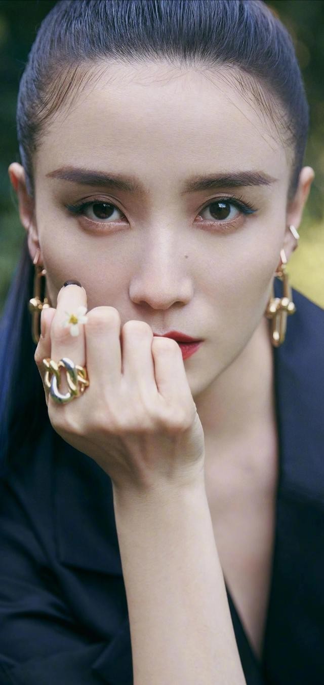 明星照片高清图片(明星高清原图壁纸)