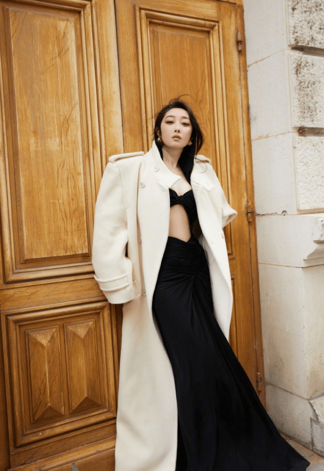 戛纳红毯造型被吐槽 蒋梦婕:随便说,我很喜欢