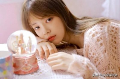 形容少女的诗句(赞美花季少女的诗句)