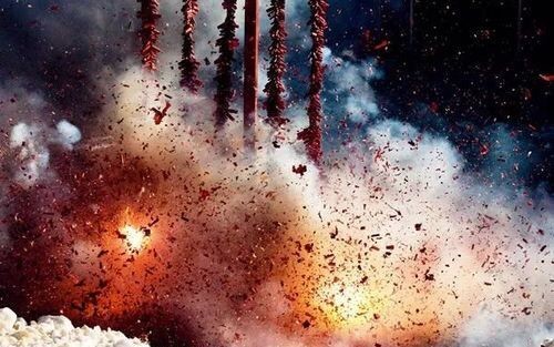 过年放鞭炮的来历,春节为什么要放鞭炮的传说图5