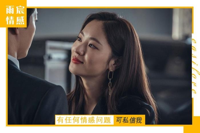 分手后男人还爱你的表现(男人还爱着你的表现)