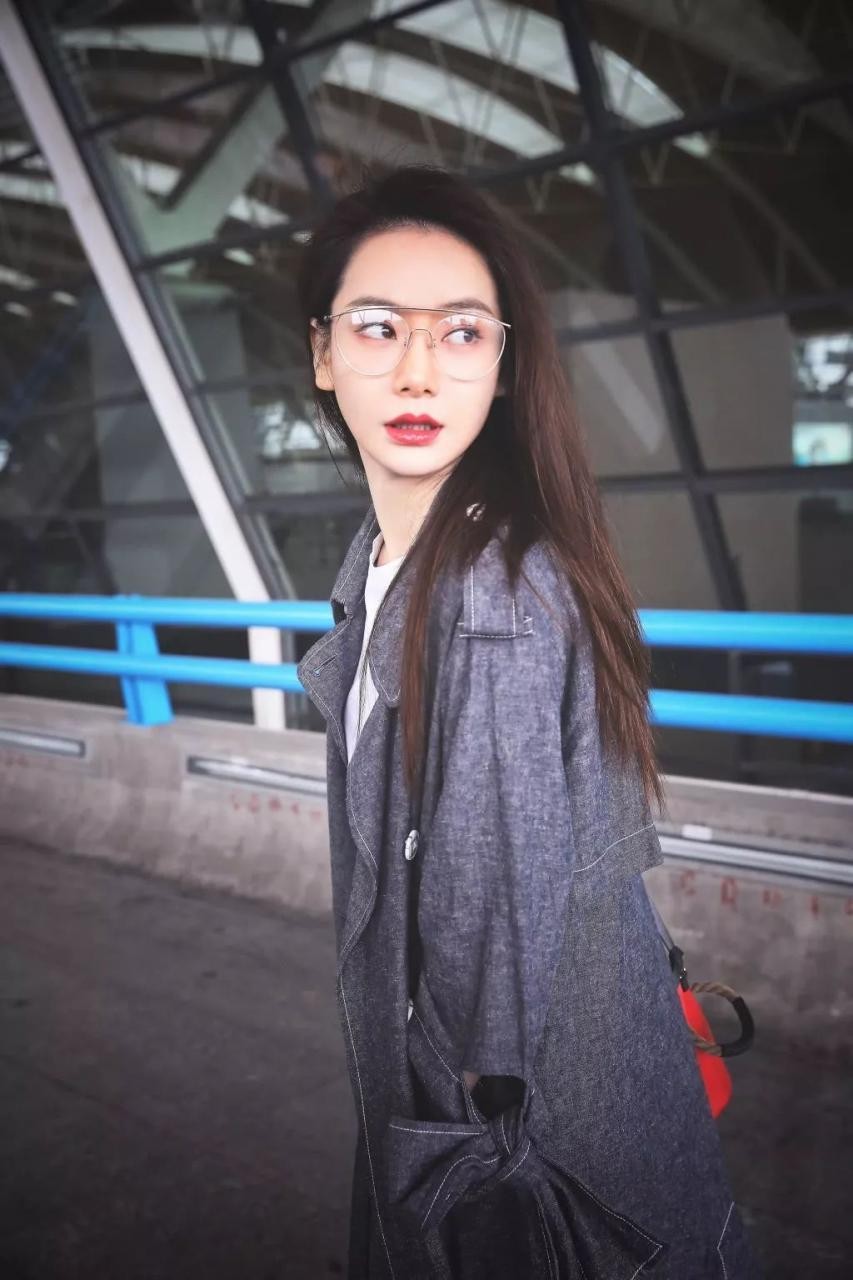 戚薇哪里人 80后成都女孩戚薇