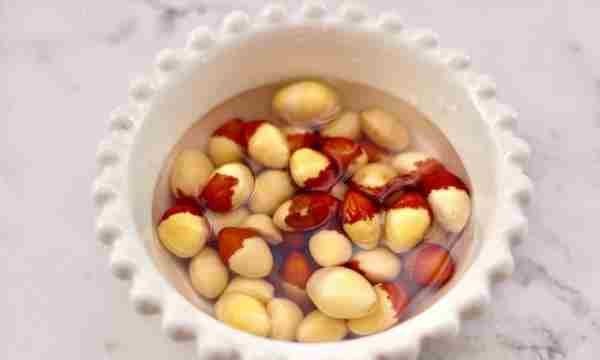 鸡汤怎么炖好喝又营养,鸡汤营养丰富吗图6