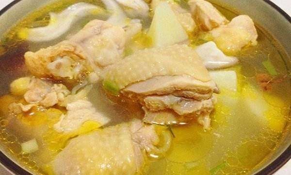 鸡汤怎么炖好喝又营养,鸡汤营养丰富吗图3