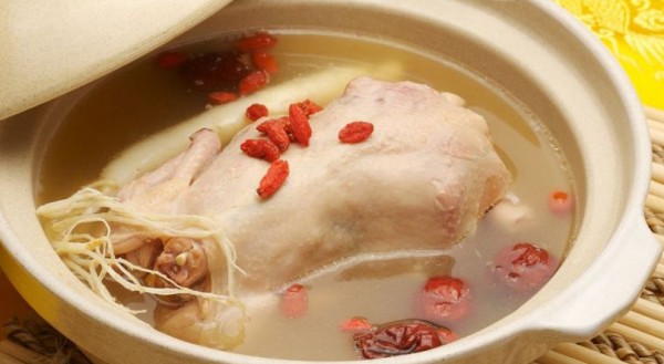 鸡汤怎么炖好喝又营养,鸡汤营养丰富吗图21