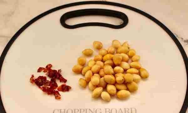 鸡汤怎么炖好喝又营养,鸡汤营养丰富吗图7